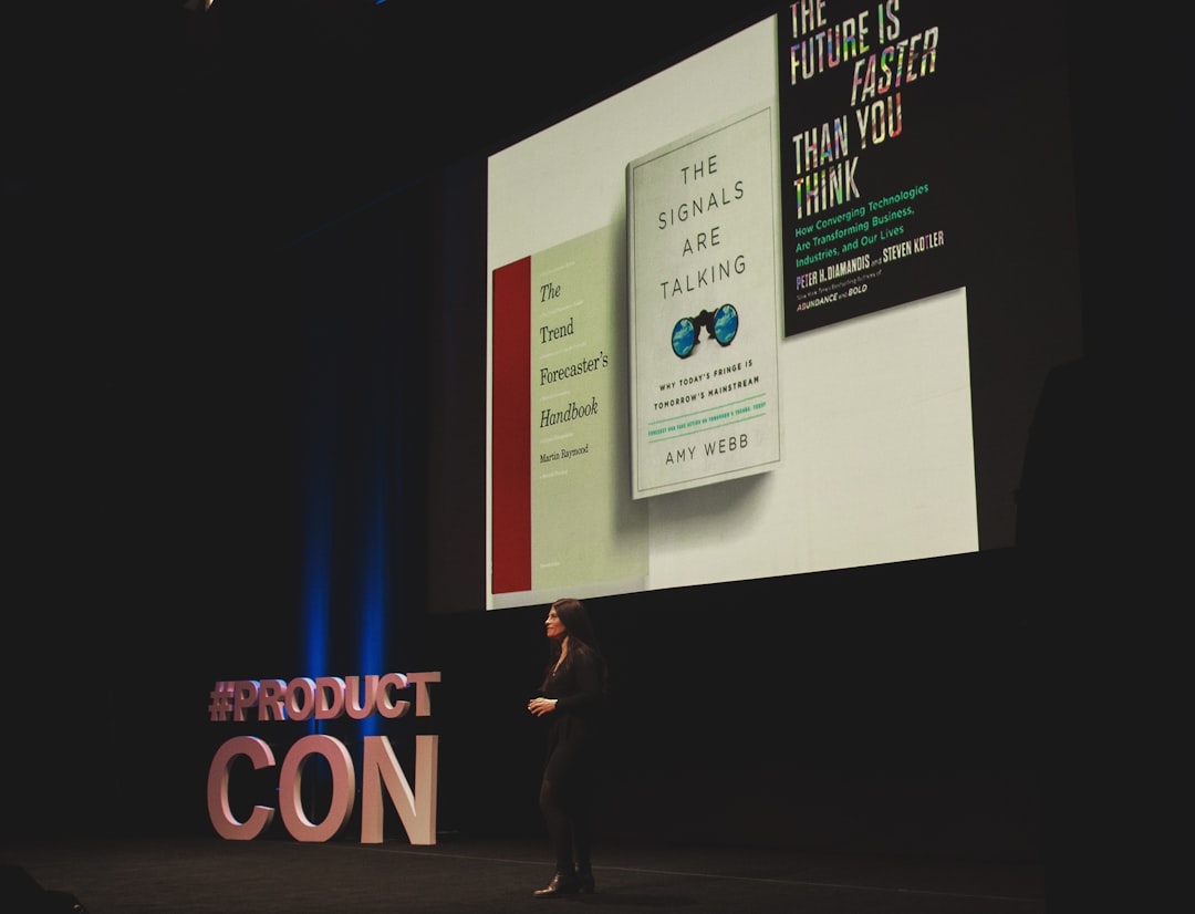 黄仁勋GTC放核弹：AI算力进入‘年更’时代，Rubin架构再翻倍